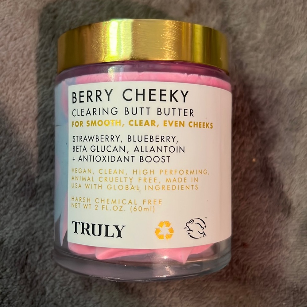 I am selling berry cheeky clearing butt butter .